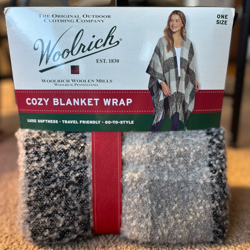 NEW Blanket Wrap - NEVER WORN! Very soft